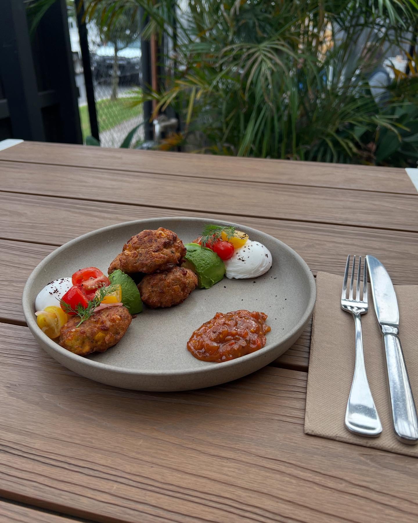 The new and revamped Halloumi + Corn Fritters!
A perfect breakfast or lunch!
Only one of the many new additions to our new menu π€π